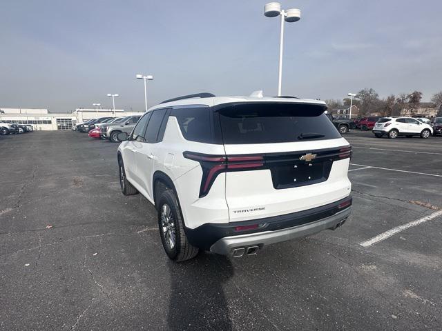 used 2024 Chevrolet Traverse car, priced at $35,989