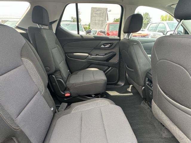 used 2021 Chevrolet Traverse car, priced at $24,798