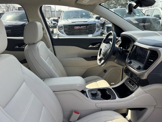 used 2022 GMC Acadia car, priced at $31,989
