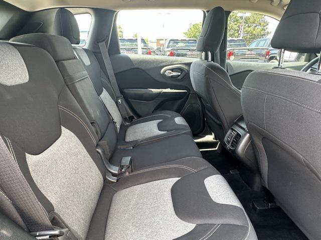 used 2014 Jeep Cherokee car, priced at $9,899