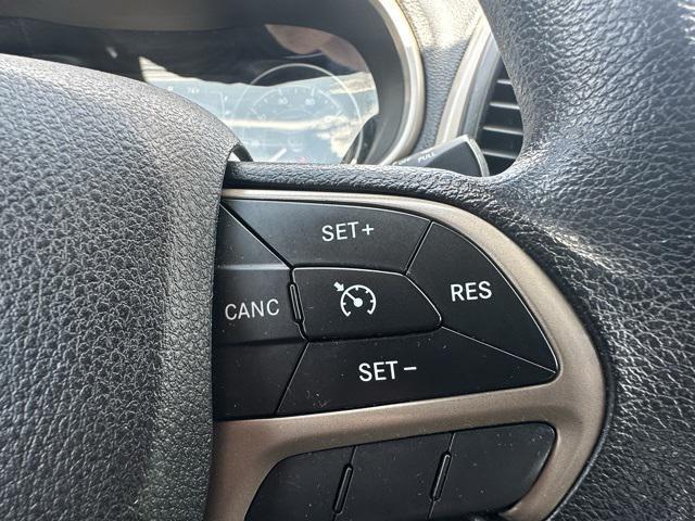 used 2014 Jeep Cherokee car, priced at $9,899
