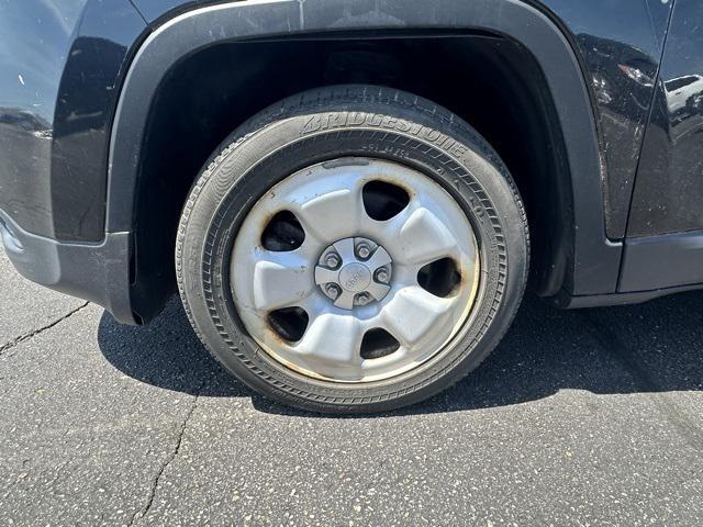 used 2014 Jeep Cherokee car, priced at $9,898