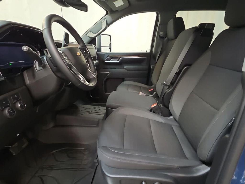 used 2025 Chevrolet Silverado 2500 car, priced at $59,999