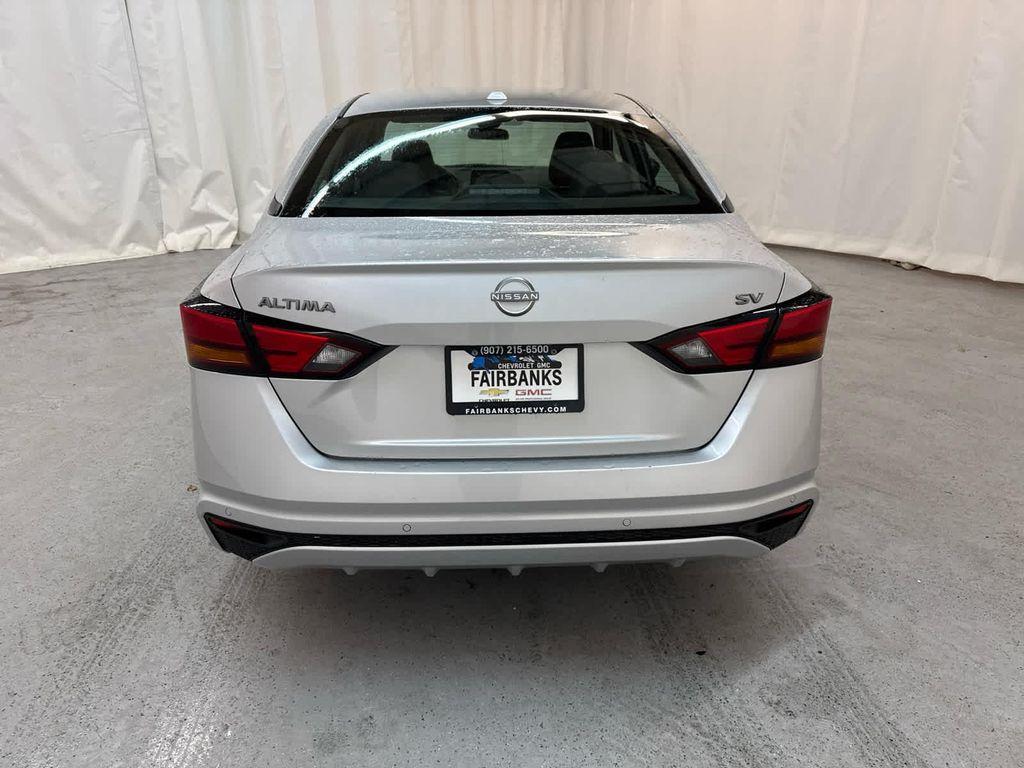 used 2023 Nissan Altima car, priced at $25,999