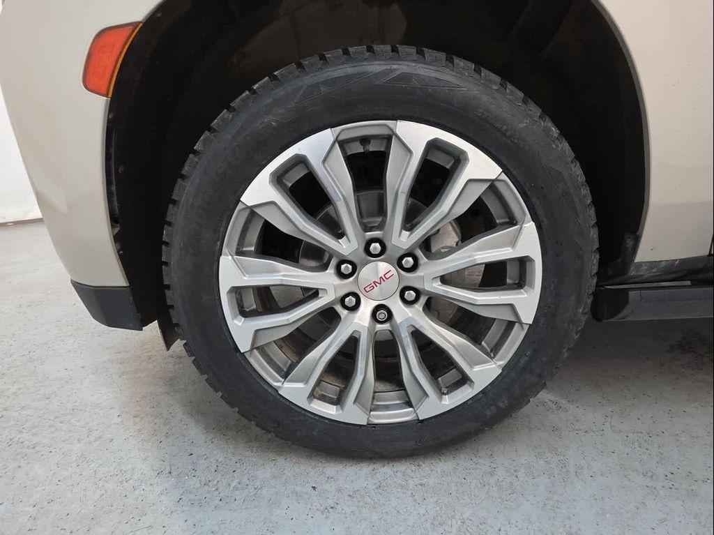 used 2021 GMC Yukon car, priced at $54,999
