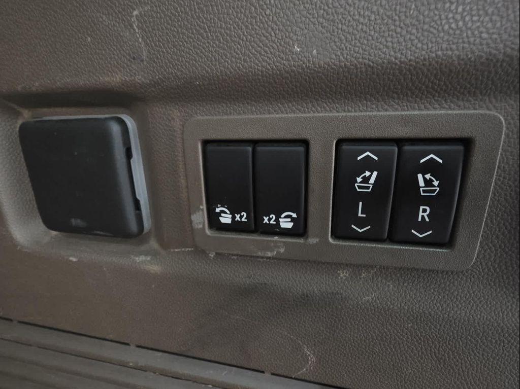 used 2021 GMC Yukon car, priced at $54,999