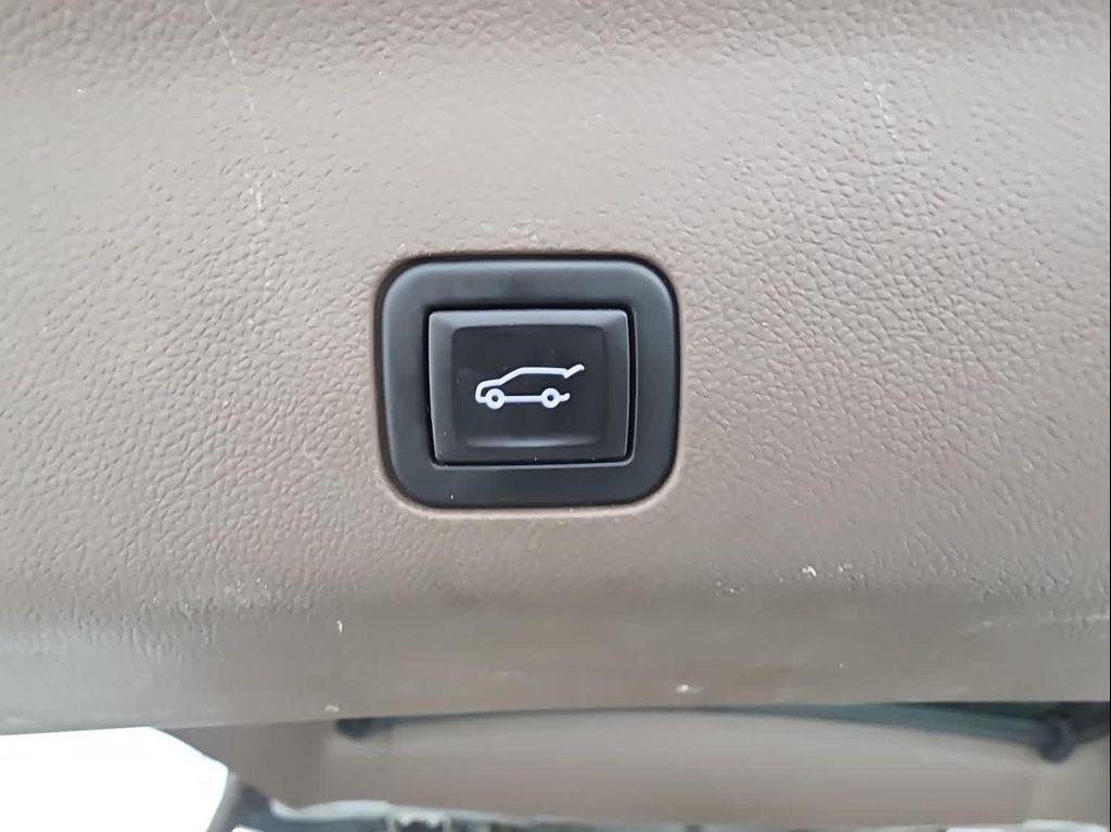 used 2021 GMC Yukon car, priced at $54,999