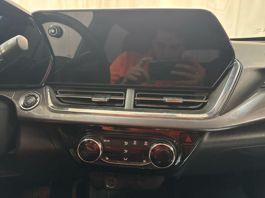 used 2025 Chevrolet Trax car, priced at $28,999