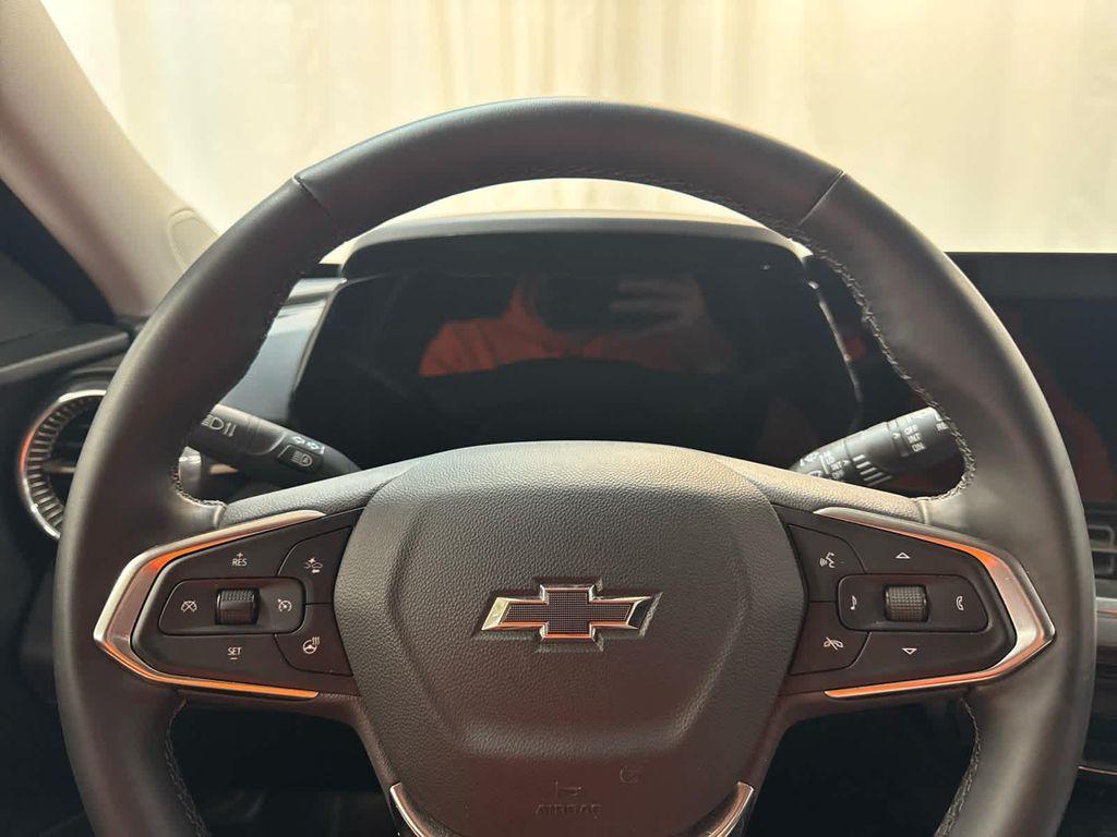 used 2025 Chevrolet Trax car, priced at $28,999