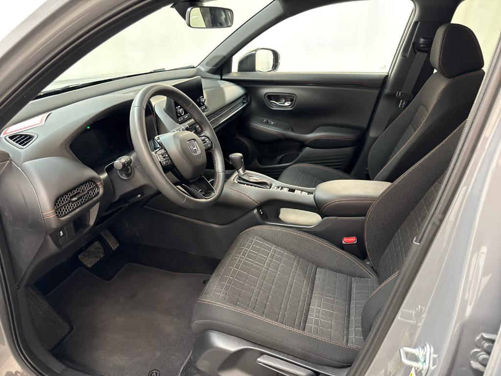 used 2025 Honda HR-V car, priced at $29,999
