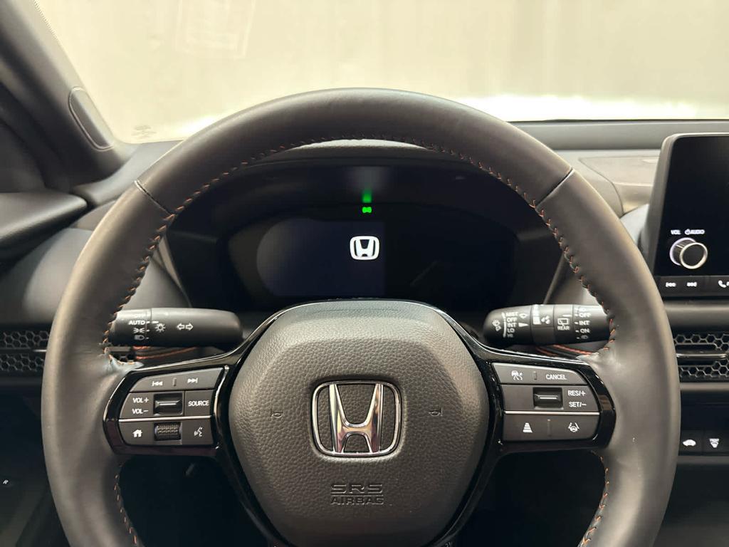 used 2025 Honda HR-V car, priced at $29,999