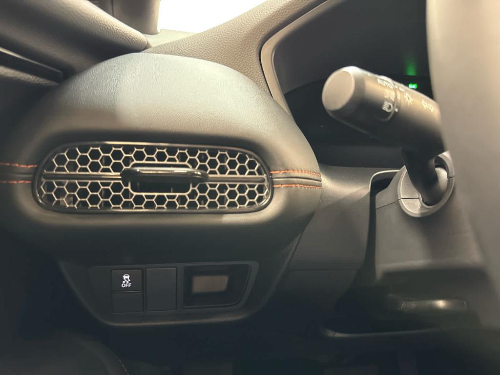 used 2025 Honda HR-V car, priced at $29,999
