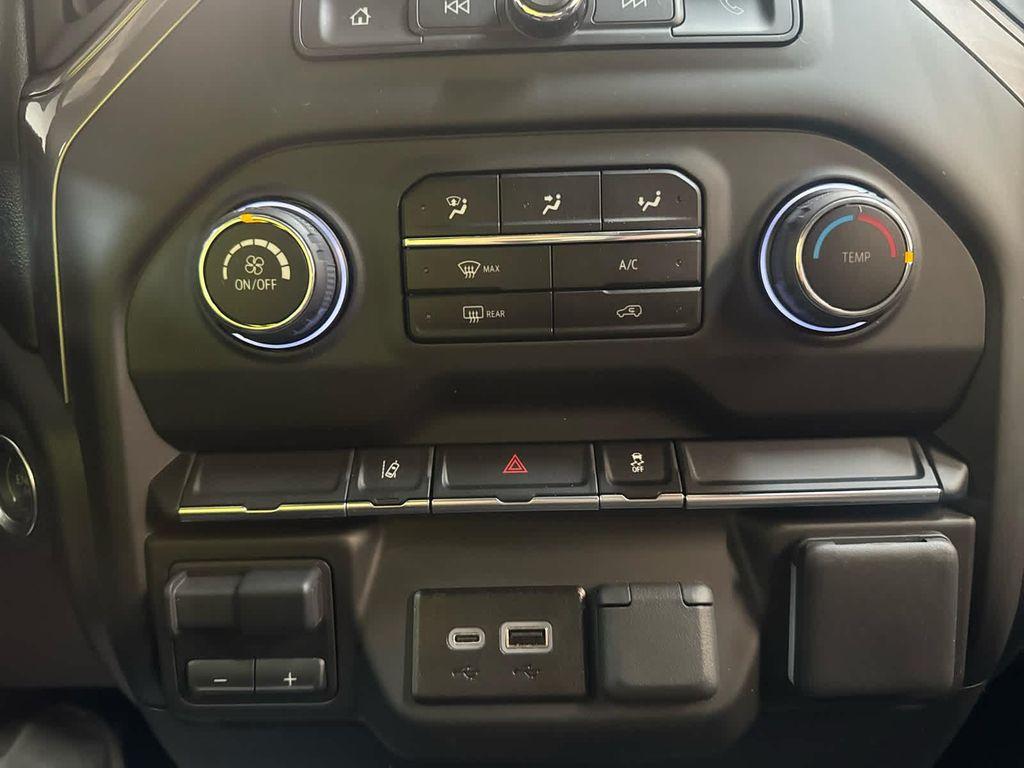 used 2025 Chevrolet Silverado 3500 car, priced at $61,999