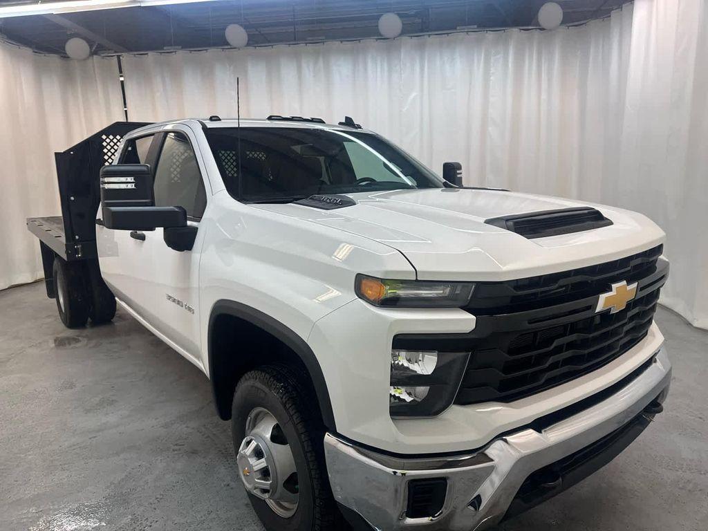 used 2025 Chevrolet Silverado 3500 car, priced at $61,999