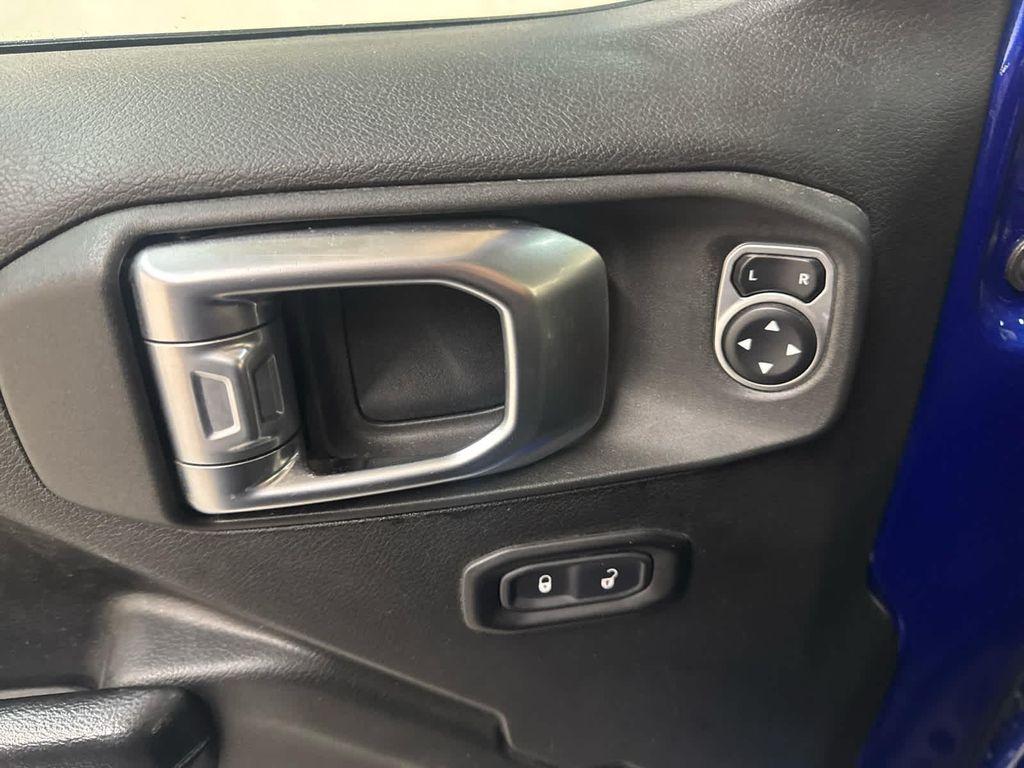 used 2019 Jeep Wrangler Unlimited car, priced at $26,999