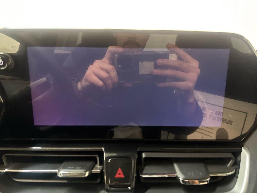 used 2025 Chevrolet TrailBlazer car, priced at $29,999