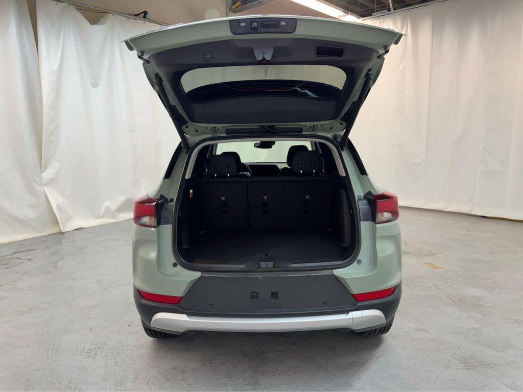 used 2025 Chevrolet TrailBlazer car, priced at $29,999