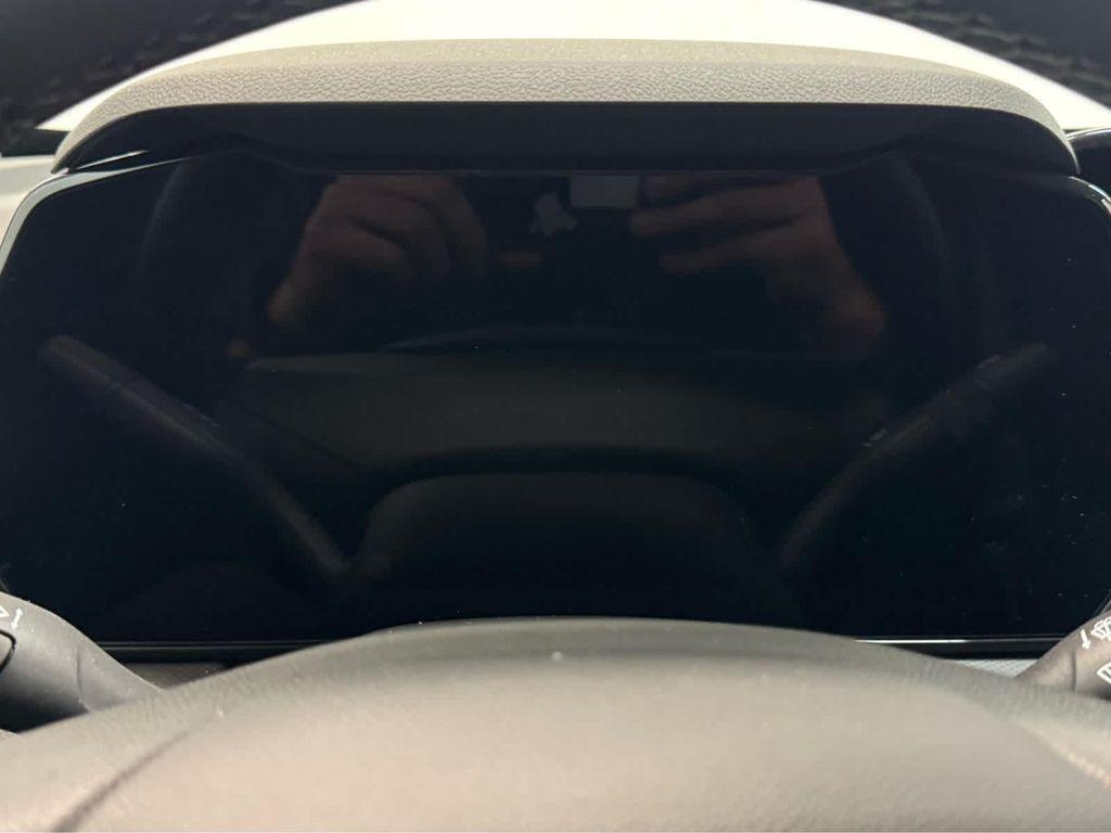 used 2025 Chevrolet TrailBlazer car, priced at $29,999