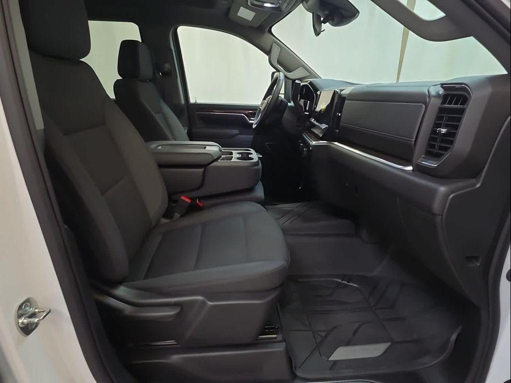 used 2025 Chevrolet Silverado 2500 car, priced at $59,999