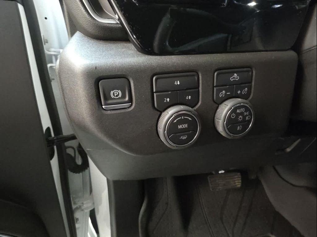 used 2025 Chevrolet Silverado 2500 car, priced at $59,999