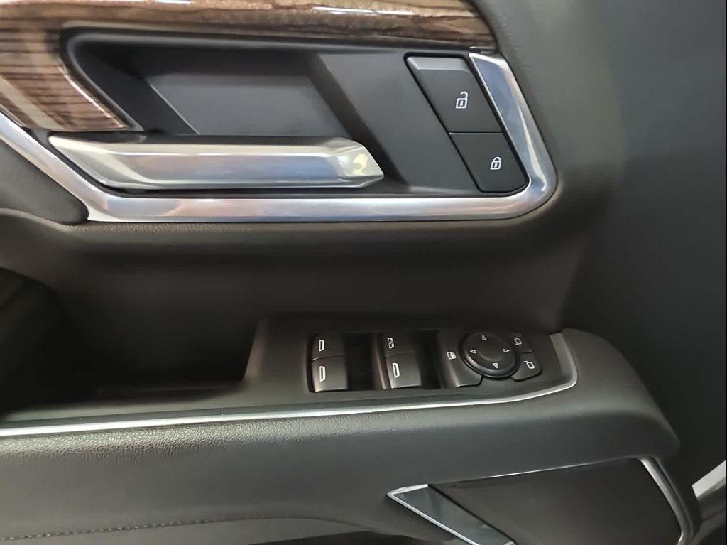 used 2025 Chevrolet Silverado 2500 car, priced at $59,999