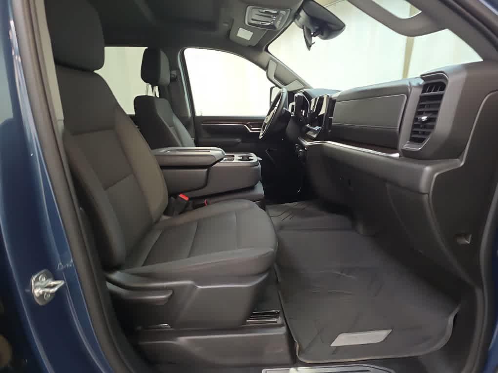 used 2025 Chevrolet Silverado 2500 car, priced at $59,999