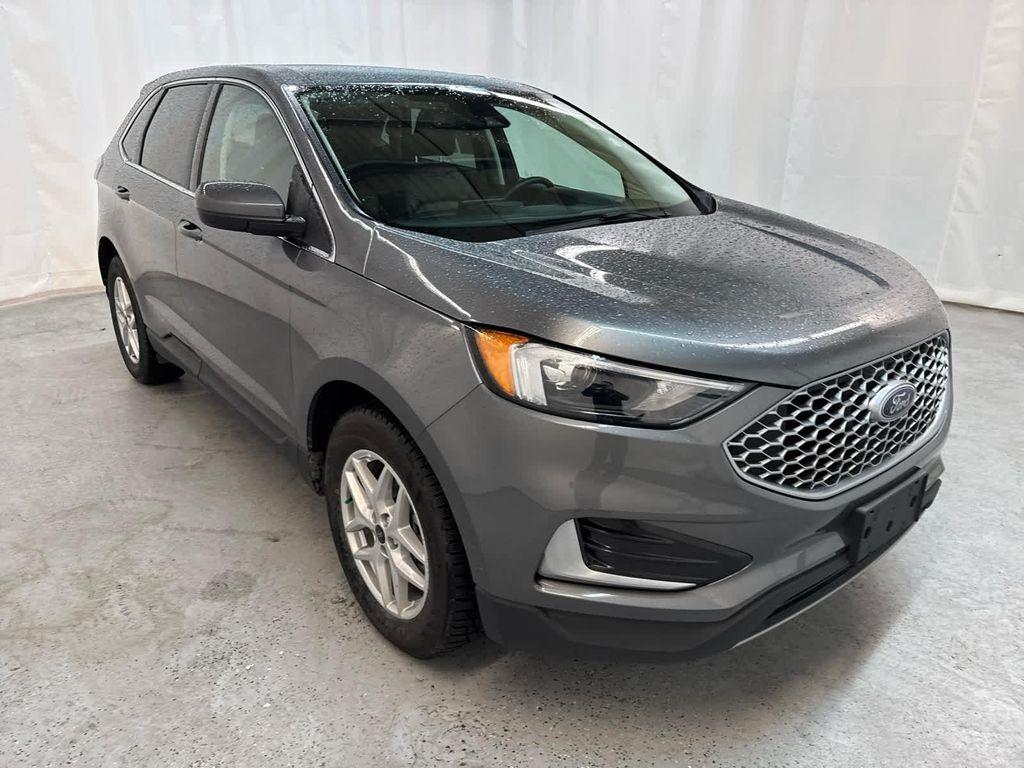 used 2024 Ford Edge car, priced at $24,999