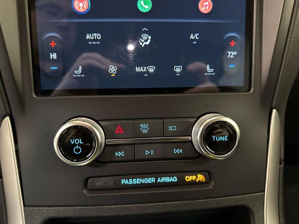 used 2024 Ford Edge car, priced at $24,999