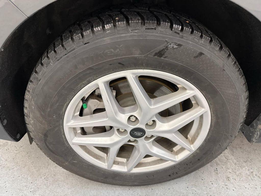 used 2024 Ford Edge car, priced at $24,999