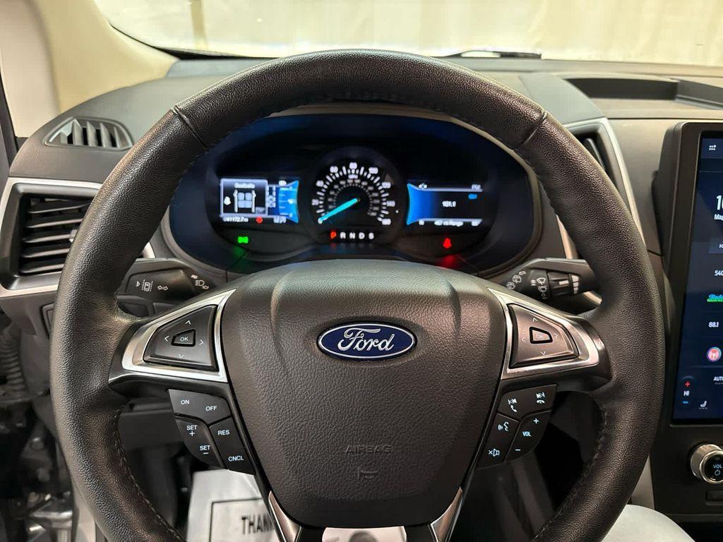 used 2024 Ford Edge car, priced at $24,999