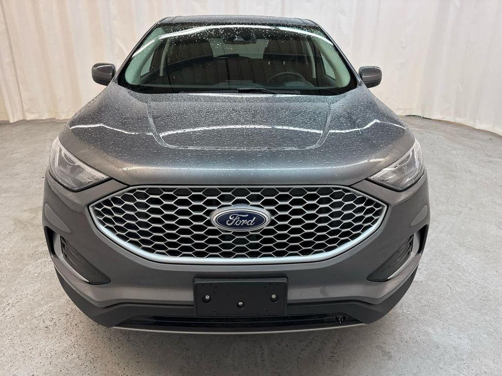 used 2024 Ford Edge car, priced at $24,999
