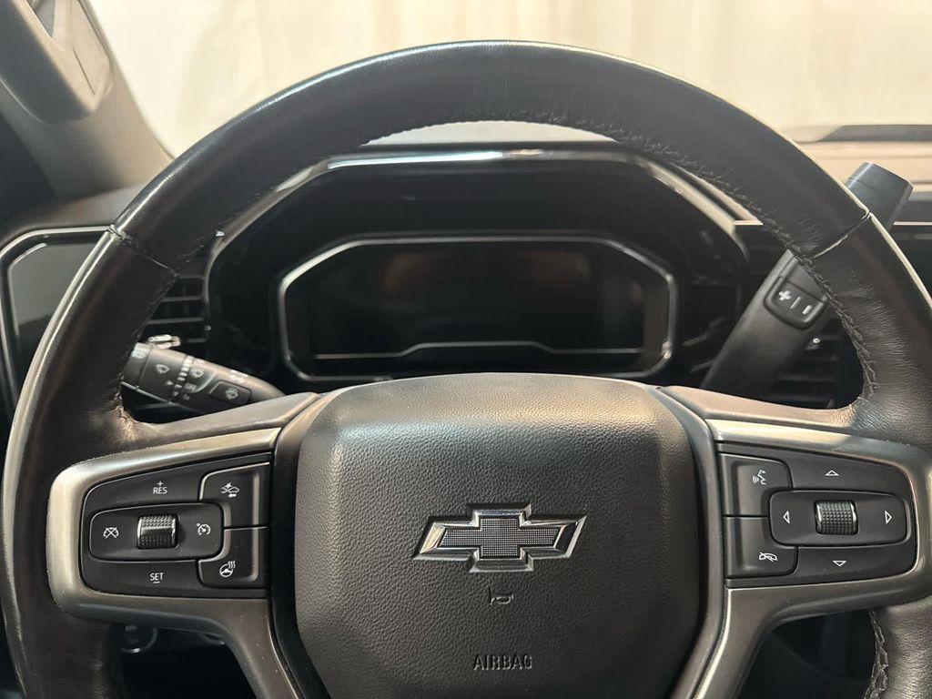used 2022 Chevrolet Silverado 1500 car, priced at $43,999