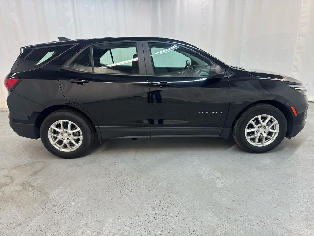 used 2024 Chevrolet Equinox car, priced at $26,999