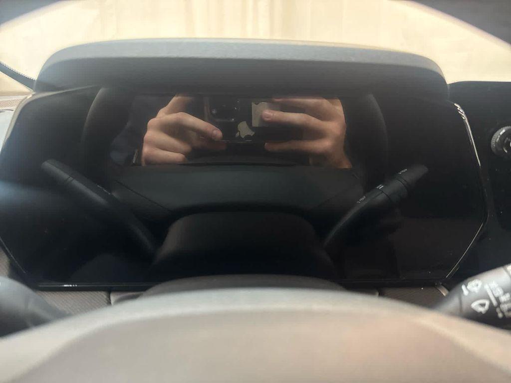 used 2025 Chevrolet TrailBlazer car, priced at $29,999