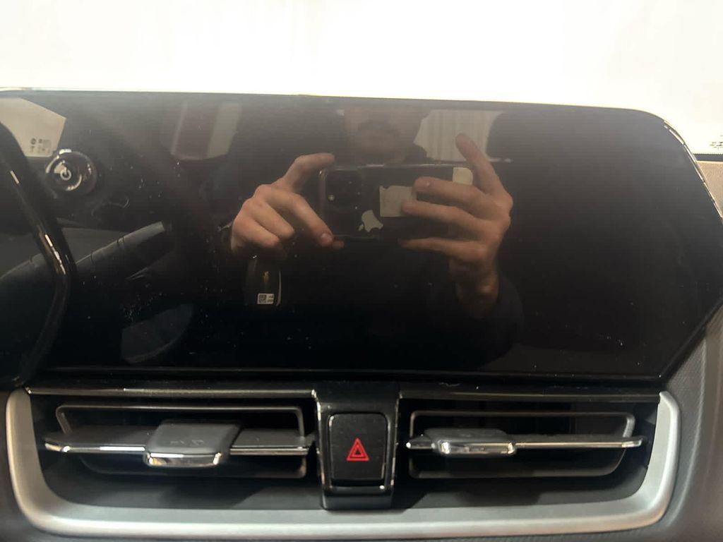 used 2025 Chevrolet TrailBlazer car, priced at $29,999