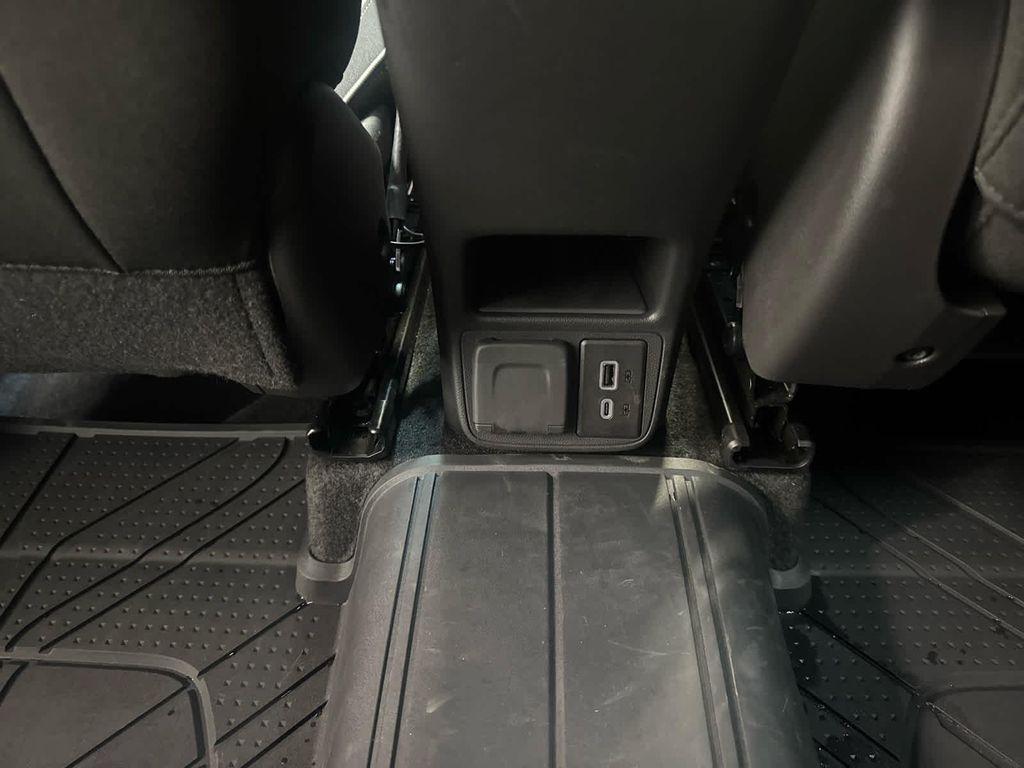 used 2025 Chevrolet TrailBlazer car, priced at $29,999