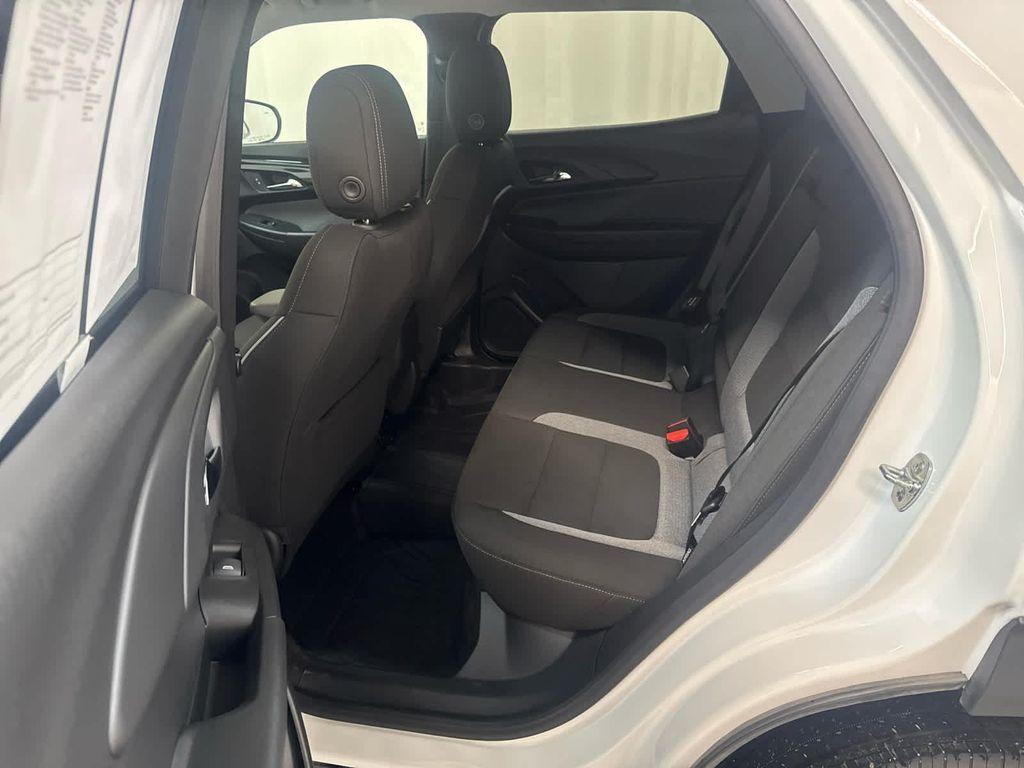 used 2025 Chevrolet TrailBlazer car, priced at $29,999