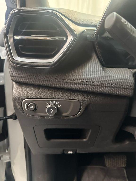 used 2025 Chevrolet TrailBlazer car, priced at $29,999