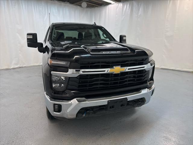 used 2024 Chevrolet Silverado 2500 car, priced at $55,999