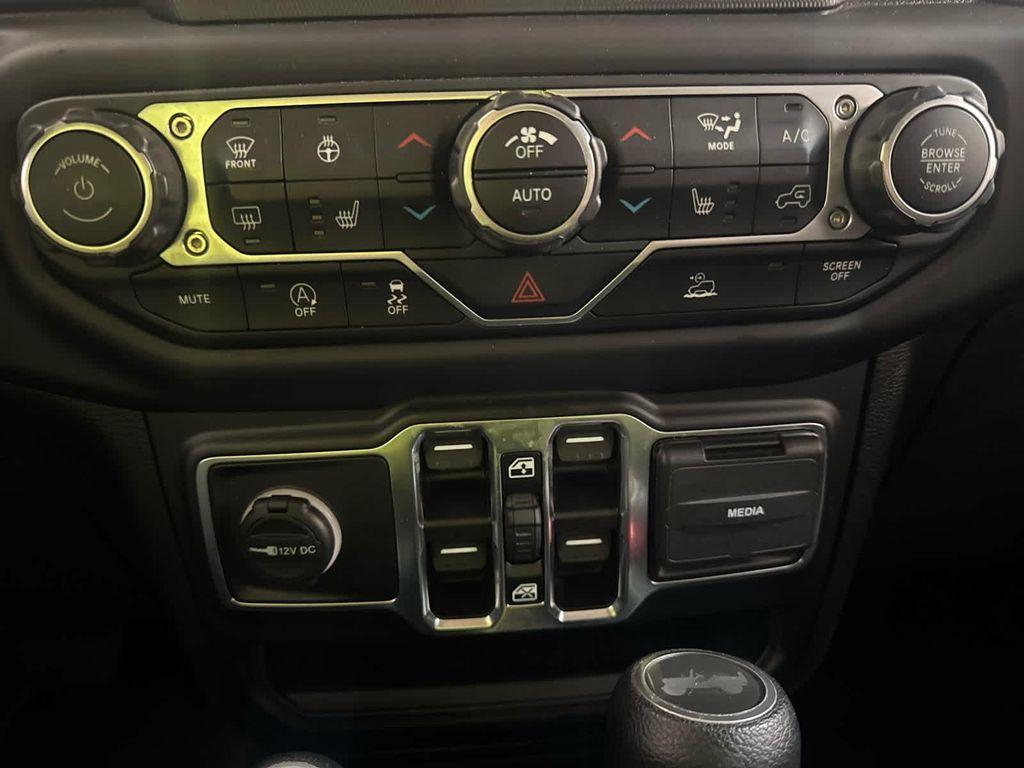 used 2021 Jeep Wrangler Unlimited car, priced at $33,999