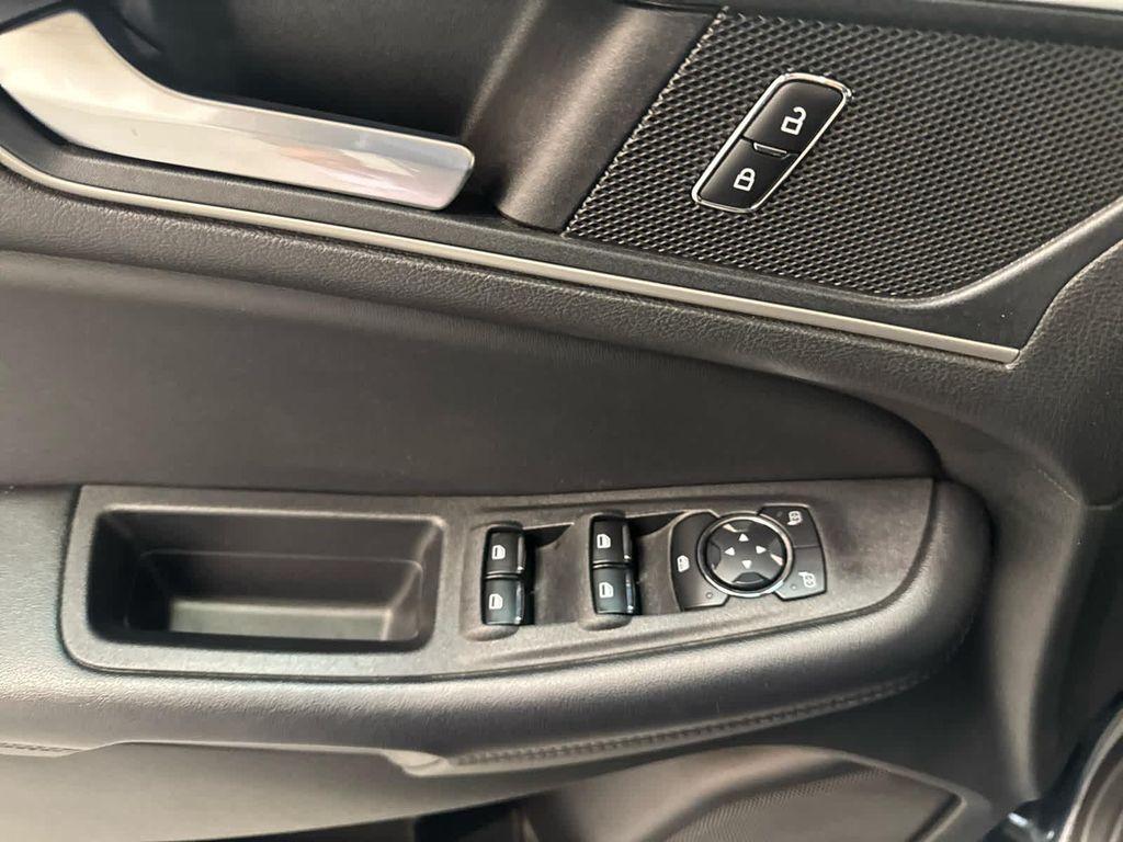 used 2023 Ford Edge car, priced at $25,999