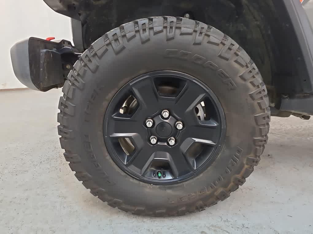used 2023 Jeep Gladiator car, priced at $42,999