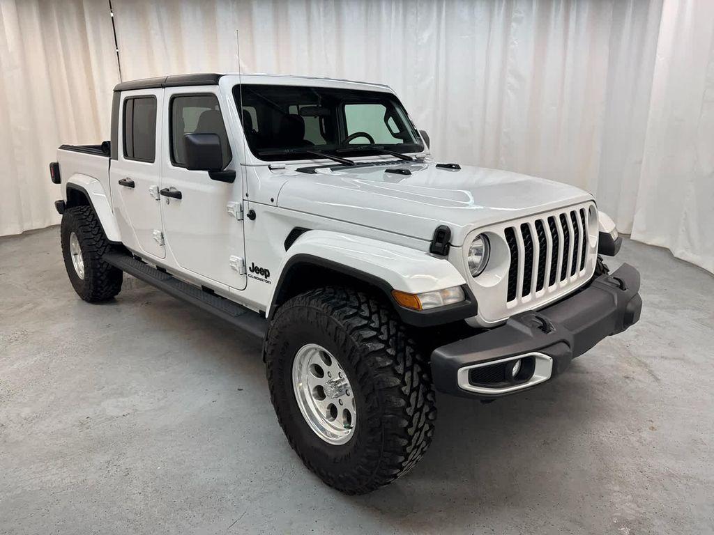 used 2022 Jeep Gladiator car, priced at $39,999