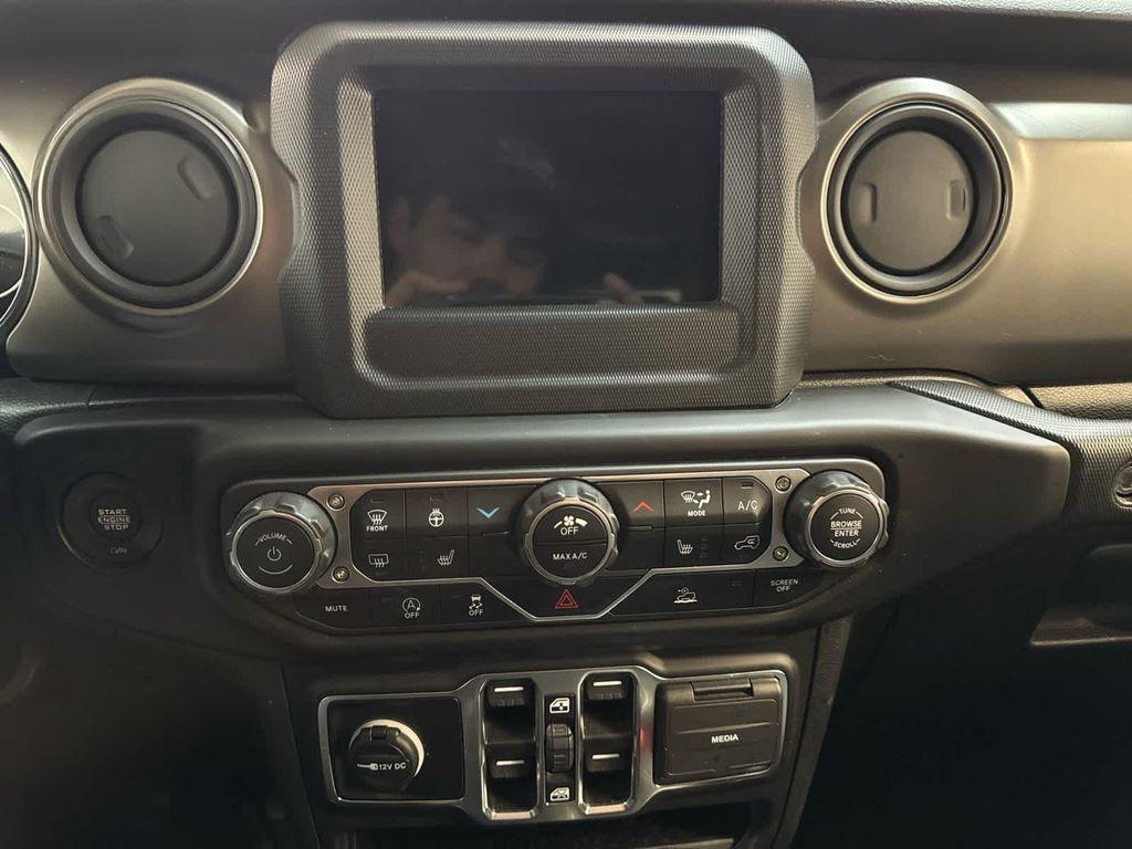 used 2022 Jeep Gladiator car, priced at $39,999