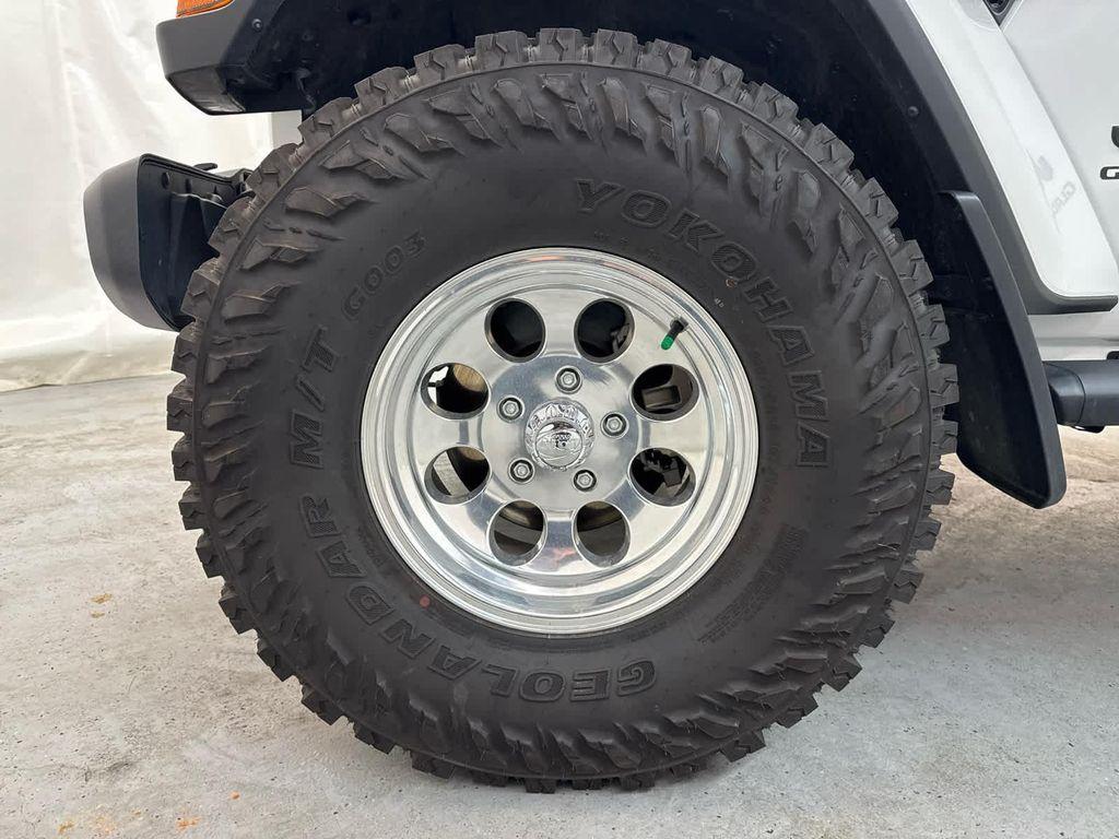 used 2022 Jeep Gladiator car, priced at $39,999