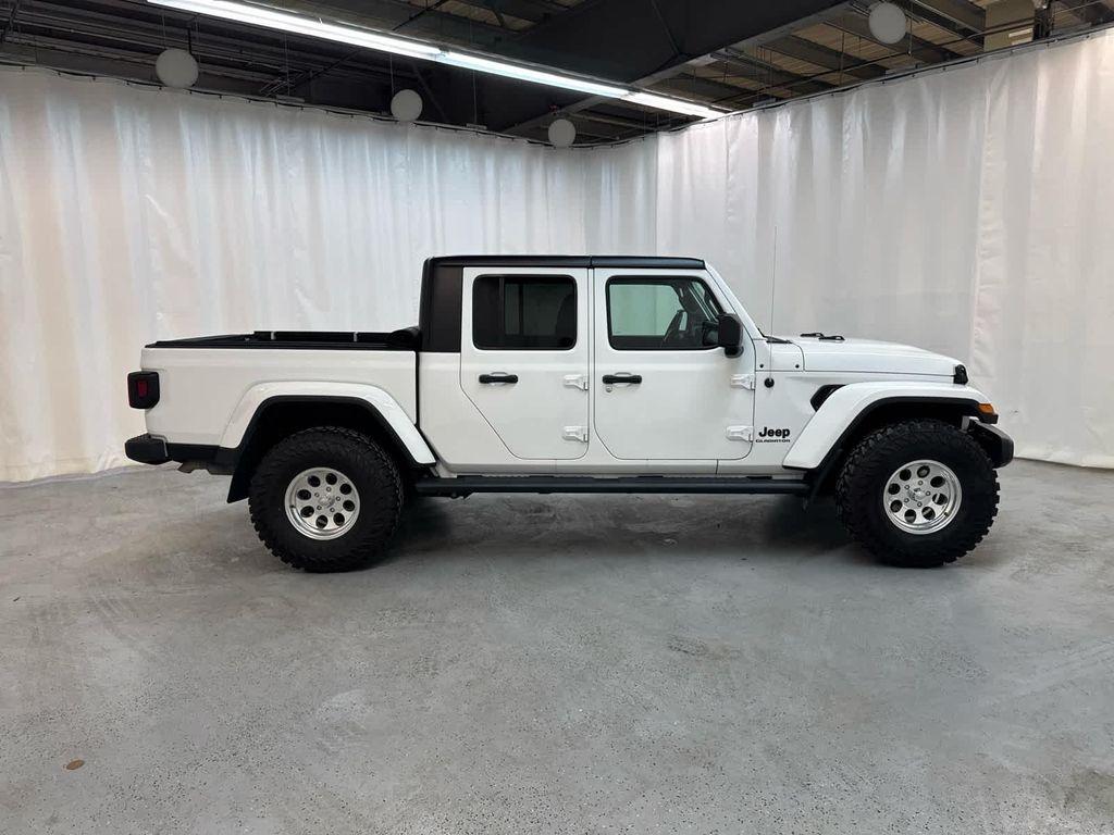 used 2022 Jeep Gladiator car, priced at $39,999