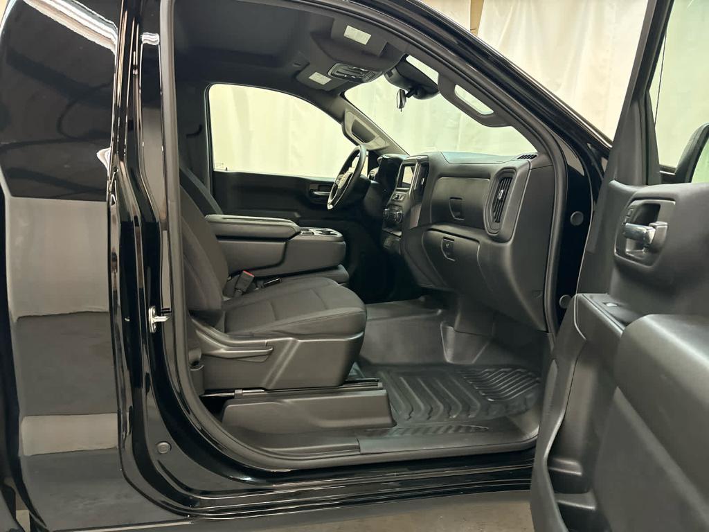 used 2024 Chevrolet Silverado 1500 car, priced at $38,999