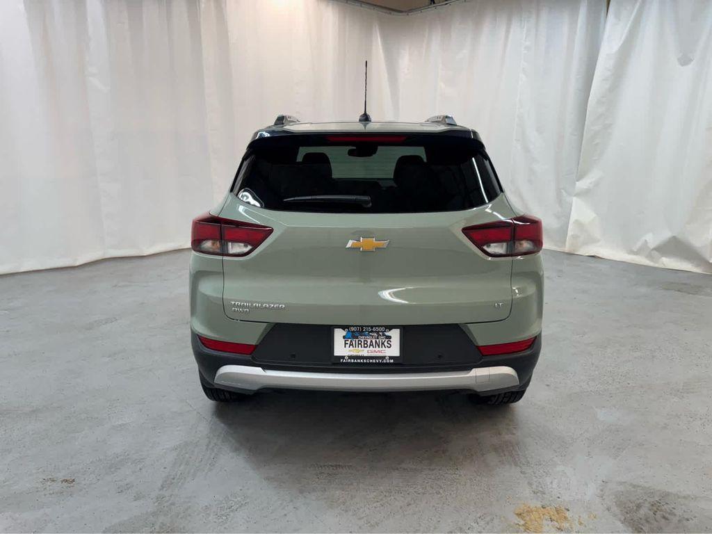 used 2025 Chevrolet TrailBlazer car, priced at $29,999