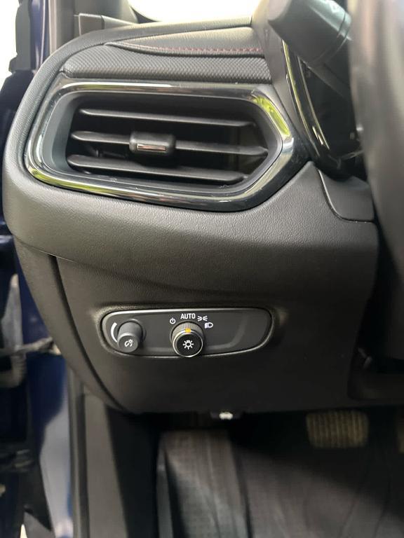 used 2022 Chevrolet Equinox car, priced at $28,999