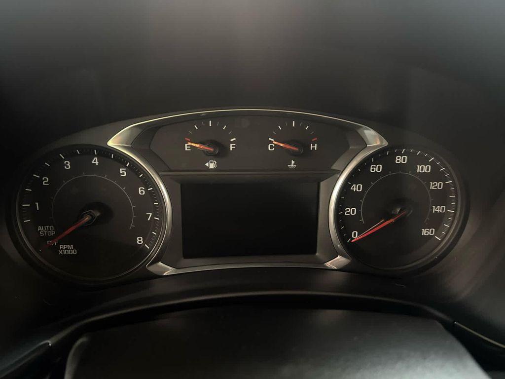 used 2022 Chevrolet Equinox car, priced at $28,999